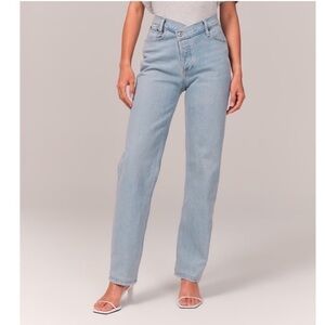 Abercrombie & Fitch High Rise Dad Jean Light With Criss-Cross Waistband
